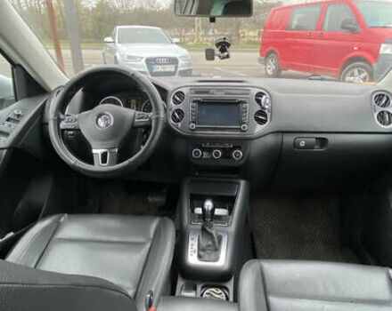 Серый Фольксваген Тигуан, объемом двигателя 1.98 л и пробегом 260 тыс. км за 11500 $, фото 17 на Automoto.ua