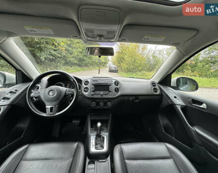 Серый Фольксваген Тигуан, объемом двигателя 2 л и пробегом 272 тыс. км за 8399 $, фото 17 на Automoto.ua