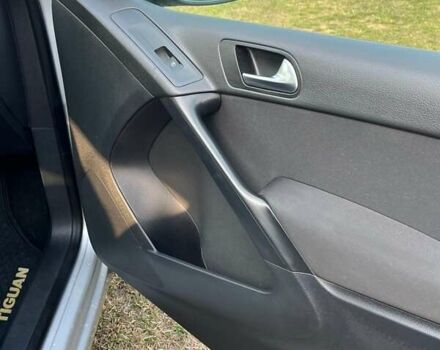 Сірий Фольксваген Тігуан, об'ємом двигуна 1.39 л та пробігом 177 тис. км за 9800 $, фото 13 на Automoto.ua