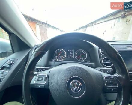 Серый Фольксваген Тигуан, объемом двигателя 1.98 л и пробегом 228 тыс. км за 9000 $, фото 20 на Automoto.ua