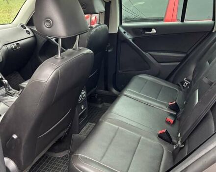 Сірий Фольксваген Тігуан, об'ємом двигуна 1.98 л та пробігом 194 тис. км за 10800 $, фото 10 на Automoto.ua