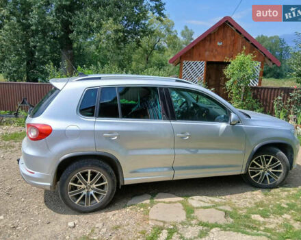 Серый Фольксваген Тигуан, объемом двигателя 2.01 л и пробегом 312 тыс. км за 13006 $, фото 2 на Automoto.ua