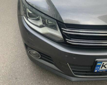 Серый Фольксваген Тигуан, объемом двигателя 1.98 л и пробегом 250 тыс. км за 11750 $, фото 4 на Automoto.ua