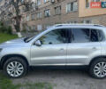 Серый Фольксваген Тигуан, объемом двигателя 2 л и пробегом 160 тыс. км за 17500 $, фото 1 на Automoto.ua