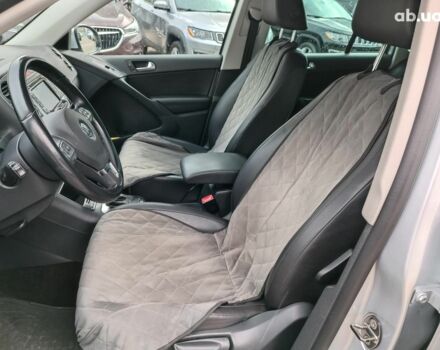 Сірий Фольксваген Тігуан, об'ємом двигуна 2 л та пробігом 189 тис. км за 10990 $, фото 12 на Automoto.ua