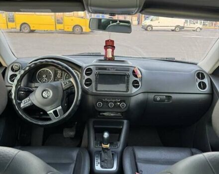 Серый Фольксваген Тигуан, объемом двигателя 1.98 л и пробегом 260 тыс. км за 8300 $, фото 11 на Automoto.ua