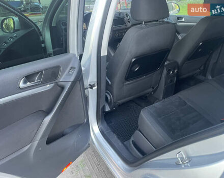 Серый Фольксваген Тигуан, объемом двигателя 2 л и пробегом 160 тыс. км за 17500 $, фото 7 на Automoto.ua