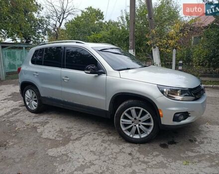 Серый Фольксваген Тигуан, объемом двигателя 1.98 л и пробегом 170 тыс. км за 10500 $, фото 21 на Automoto.ua