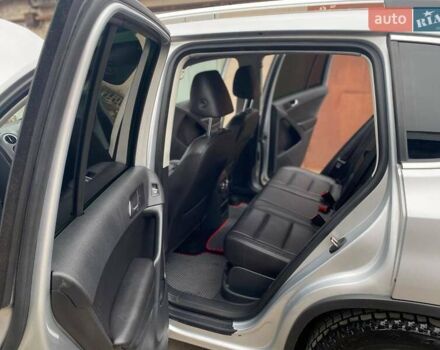 Серый Фольксваген Тигуан, объемом двигателя 1.98 л и пробегом 228 тыс. км за 9000 $, фото 34 на Automoto.ua