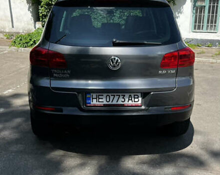 Серый Фольксваген Тигуан, объемом двигателя 1.98 л и пробегом 258 тыс. км за 10500 $, фото 7 на Automoto.ua