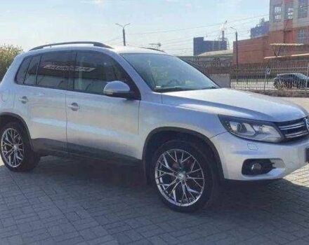 Серый Фольксваген Тигуан, объемом двигателя 0 л и пробегом 89 тыс. км за 9700 $, фото 2 на Automoto.ua