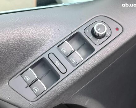 Сірий Фольксваген Тігуан, об'ємом двигуна 2 л та пробігом 189 тис. км за 10990 $, фото 14 на Automoto.ua