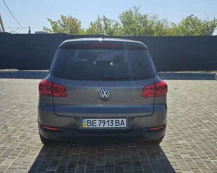 Серый Фольксваген Тигуан, объемом двигателя 1.39 л и пробегом 171 тыс. км за 12500 $, фото 2 на Automoto.ua