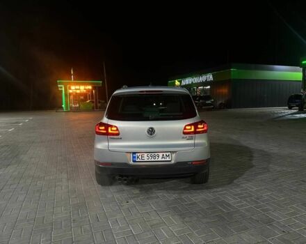 Сірий Фольксваген Тігуан, об'ємом двигуна 2 л та пробігом 241 тис. км за 9300 $, фото 11 на Automoto.ua