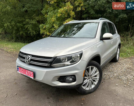 Сірий Фольксваген Тігуан, об'ємом двигуна 2 л та пробігом 272 тис. км за 9499 $, фото 3 на Automoto.ua