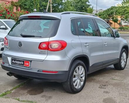 Сірий Фольксваген Тігуан, об'ємом двигуна 2 л та пробігом 189 тис. км за 10990 $, фото 9 на Automoto.ua