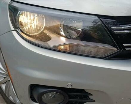 Серый Фольксваген Тигуан, объемом двигателя 1.98 л и пробегом 170 тыс. км за 10500 $, фото 12 на Automoto.ua