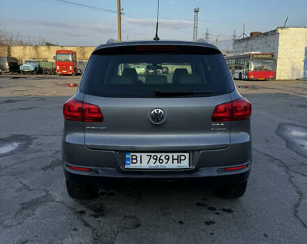 Сірий Фольксваген Тігуан, об'ємом двигуна 1.98 л та пробігом 268 тис. км за 10800 $, фото 5 на Automoto.ua