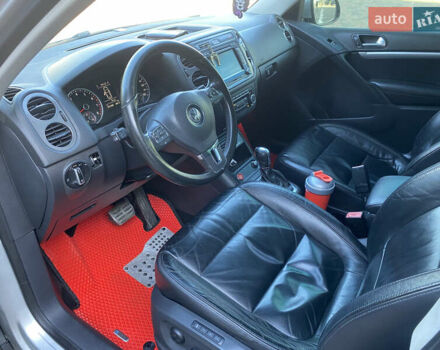 Серый Фольксваген Тигуан, объемом двигателя 1.98 л и пробегом 265 тыс. км за 11900 $, фото 11 на Automoto.ua