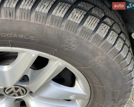 Серый Фольксваген Тигуан, объемом двигателя 2 л и пробегом 180 тыс. км за 11999 $, фото 15 на Automoto.ua