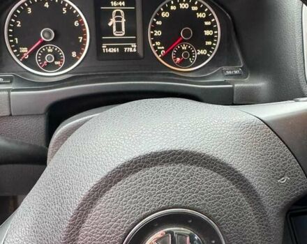 Сірий Фольксваген Тігуан, об'ємом двигуна 2 л та пробігом 117 тис. км за 11000 $, фото 6 на Automoto.ua