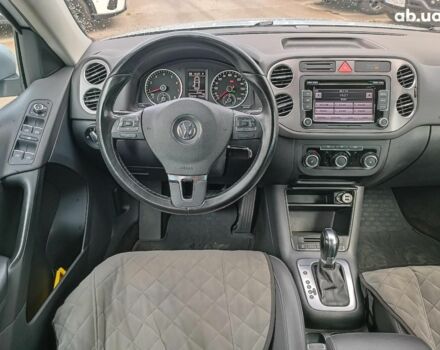 Сірий Фольксваген Тігуан, об'ємом двигуна 2 л та пробігом 189 тис. км за 10990 $, фото 26 на Automoto.ua