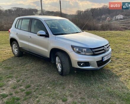 Сірий Фольксваген Тігуан, об'ємом двигуна 1.39 л та пробігом 177 тис. км за 9800 $, фото 3 на Automoto.ua