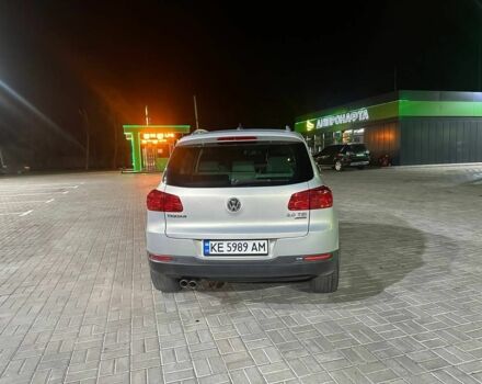 Сірий Фольксваген Тігуан, об'ємом двигуна 2 л та пробігом 241 тис. км за 9300 $, фото 12 на Automoto.ua