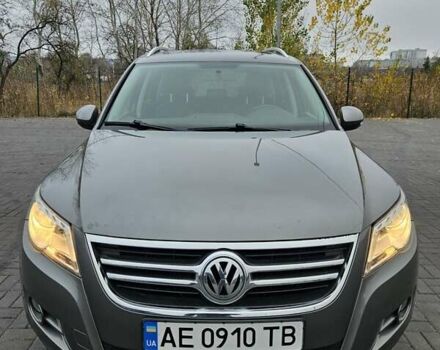 Сірий Фольксваген Тігуан, об'ємом двигуна 1.98 л та пробігом 194 тис. км за 10800 $, фото 5 на Automoto.ua