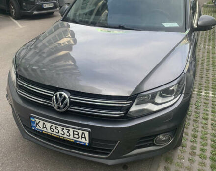 Серый Фольксваген Тигуан, объемом двигателя 1.98 л и пробегом 250 тыс. км за 11750 $, фото 5 на Automoto.ua