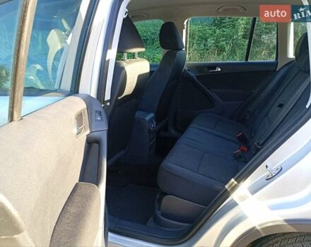 Серый Фольксваген Тигуан, объемом двигателя 1.98 л и пробегом 242 тыс. км за 9300 $, фото 9 на Automoto.ua