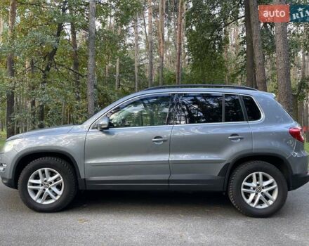 Серый Фольксваген Тигуан, объемом двигателя 2 л и пробегом 180 тыс. км за 11750 $, фото 7 на Automoto.ua
