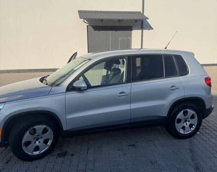 Сірий Фольксваген Тігуан, об'ємом двигуна 1.98 л та пробігом 252 тис. км за 9500 $, фото 2 на Automoto.ua