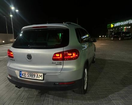 Сірий Фольксваген Тігуан, об'ємом двигуна 2 л та пробігом 241 тис. км за 9300 $, фото 7 на Automoto.ua