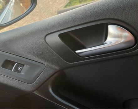 Серый Фольксваген Тигуан, объемом двигателя 2 л и пробегом 183 тыс. км за 10700 $, фото 12 на Automoto.ua