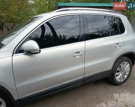 Серый Фольксваген Тигуан, объемом двигателя 1.98 л и пробегом 170 тыс. км за 10500 $, фото 14 на Automoto.ua