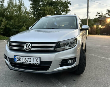Серый Фольксваген Тигуан, объемом двигателя 1.97 л и пробегом 208 тыс. км за 16500 $, фото 1 на Automoto.ua