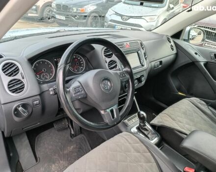 Сірий Фольксваген Тігуан, об'ємом двигуна 2 л та пробігом 189 тис. км за 10990 $, фото 13 на Automoto.ua