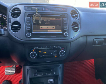 Серый Фольксваген Тигуан, объемом двигателя 1.98 л и пробегом 265 тыс. км за 11900 $, фото 17 на Automoto.ua