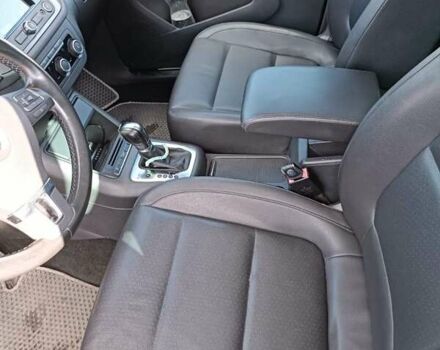 Серый Фольксваген Тигуан, объемом двигателя 1.98 л и пробегом 165 тыс. км за 11700 $, фото 8 на Automoto.ua