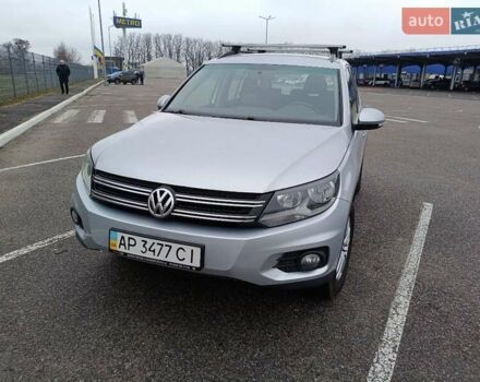 Серый Фольксваген Тигуан, объемом двигателя 1.98 л и пробегом 132 тыс. км за 12500 $, фото 5 на Automoto.ua