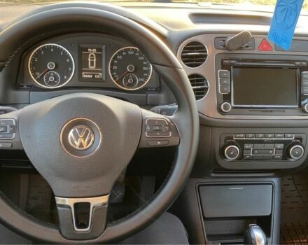 Серый Фольксваген Тигуан, объемом двигателя 2 л и пробегом 183 тыс. км за 10700 $, фото 9 на Automoto.ua