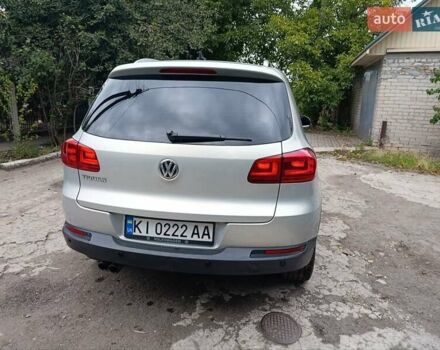 Серый Фольксваген Тигуан, объемом двигателя 1.98 л и пробегом 170 тыс. км за 10500 $, фото 6 на Automoto.ua