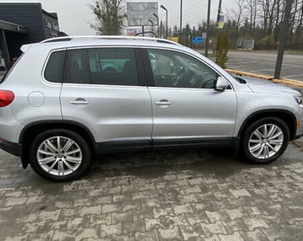 Серый Фольксваген Тигуан, объемом двигателя 1.98 л и пробегом 260 тыс. км за 11500 $, фото 3 на Automoto.ua