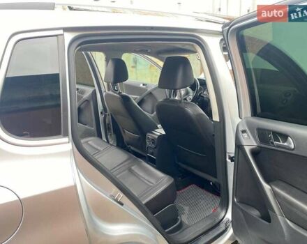 Серый Фольксваген Тигуан, объемом двигателя 1.98 л и пробегом 228 тыс. км за 9000 $, фото 31 на Automoto.ua