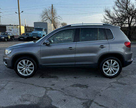 Сірий Фольксваген Тігуан, об'ємом двигуна 1.98 л та пробігом 268 тис. км за 10800 $, фото 3 на Automoto.ua