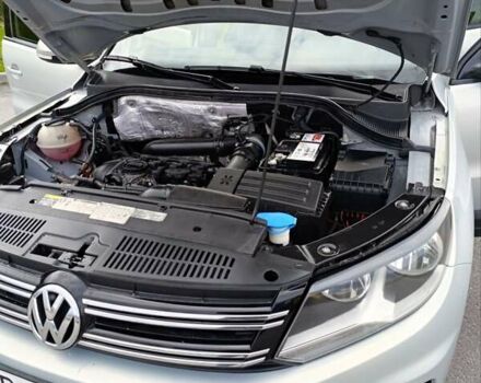 Серый Фольксваген Тигуан, объемом двигателя 1.98 л и пробегом 223 тыс. км за 10500 $, фото 29 на Automoto.ua