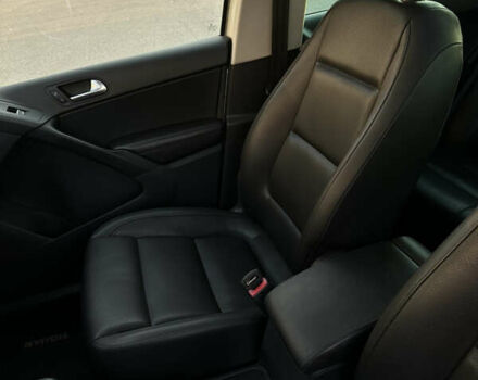 Сірий Фольксваген Тігуан, об'ємом двигуна 1.98 л та пробігом 167 тис. км за 13700 $, фото 7 на Automoto.ua