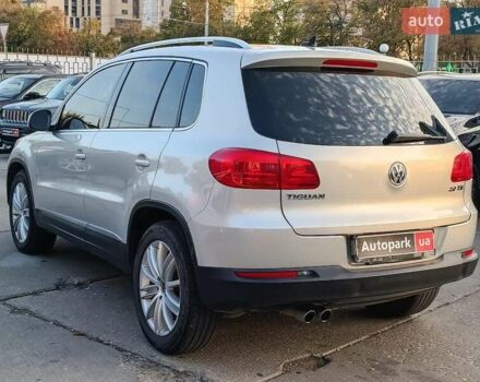 Серый Фольксваген Тигуан, объемом двигателя 2 л и пробегом 184 тыс. км за 10990 $, фото 10 на Automoto.ua