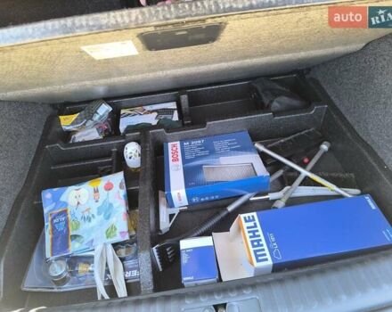 Серый Фольксваген Тигуан, объемом двигателя 1.4 л и пробегом 195 тыс. км за 8311 $, фото 5 на Automoto.ua